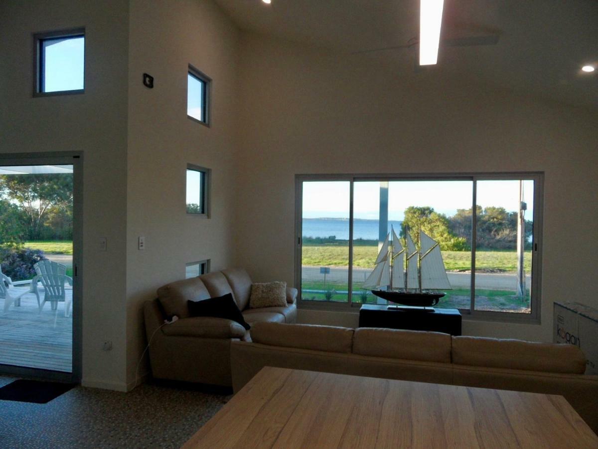 White Shells Holiday Rental Nepean Bay Esterno foto